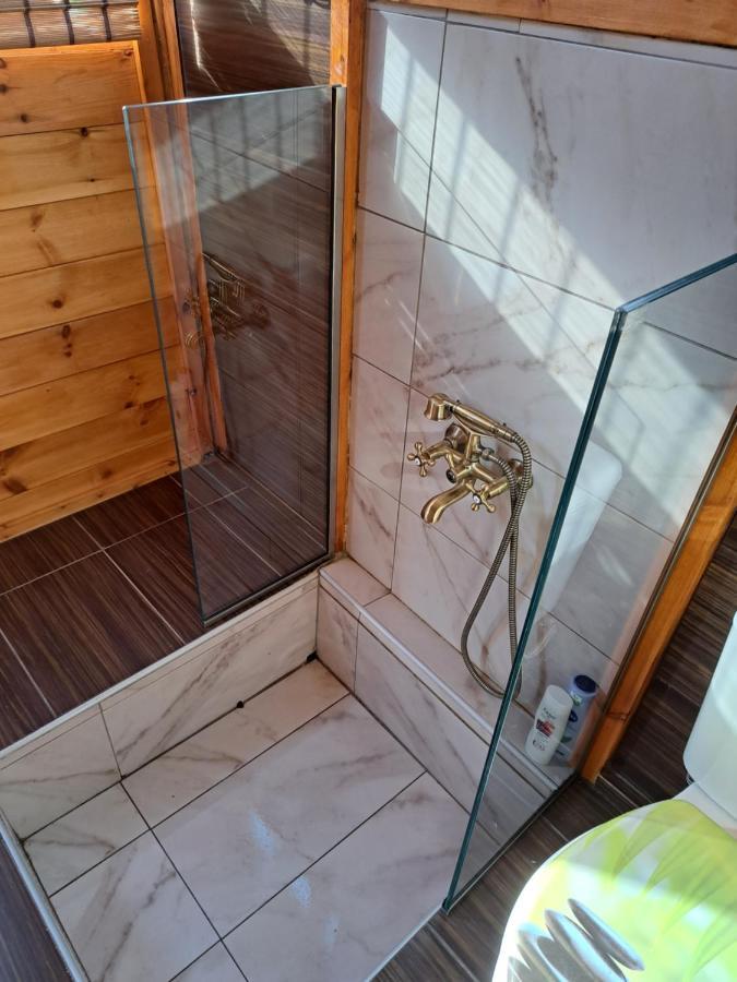 Wooden House At The Mountain-Private Guest House Paranimfoi Bagian luar foto
