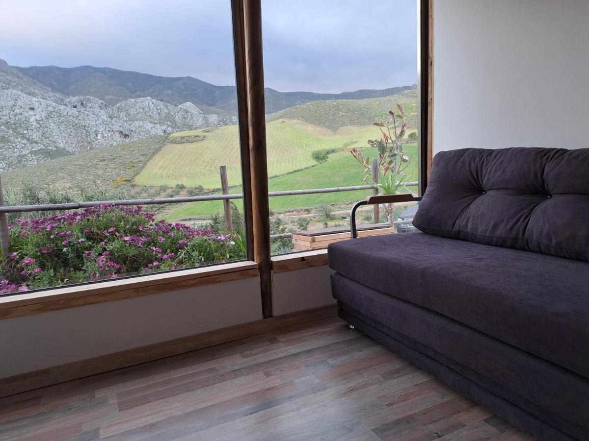 Wooden House At The Mountain-Private Guest House Paranimfoi Bagian luar foto