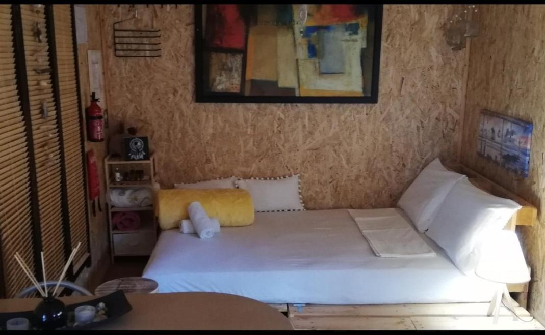 Wooden House At The Mountain-Private Guest House Paranimfoi Bagian luar foto