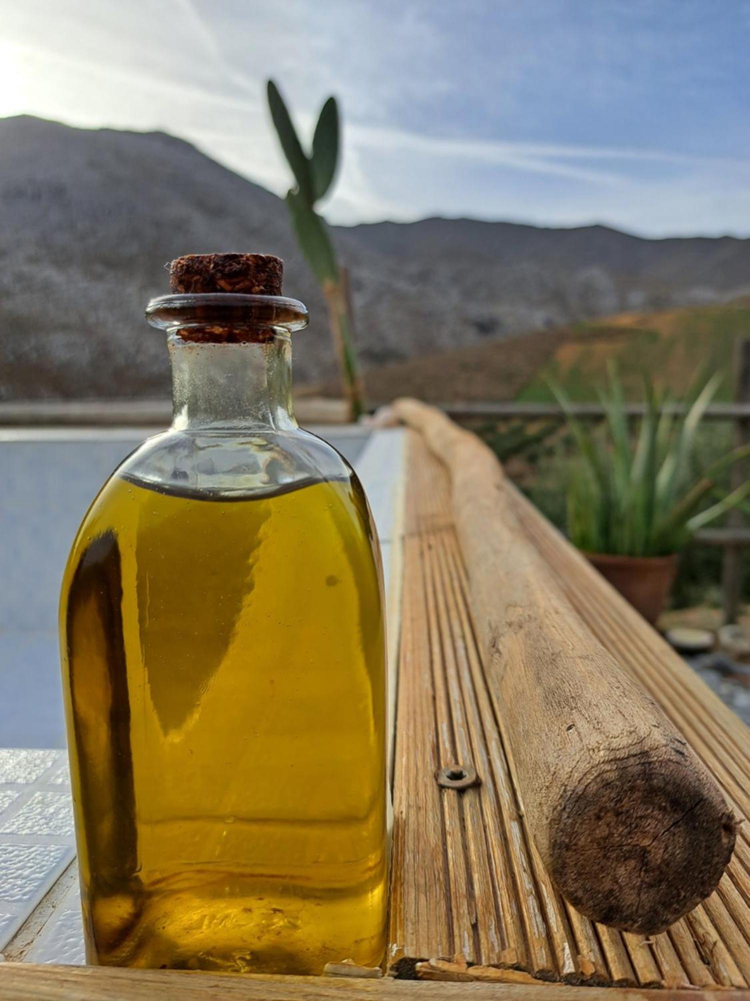 Wooden House At The Mountain-Private Guest House Paranimfoi Bagian luar foto