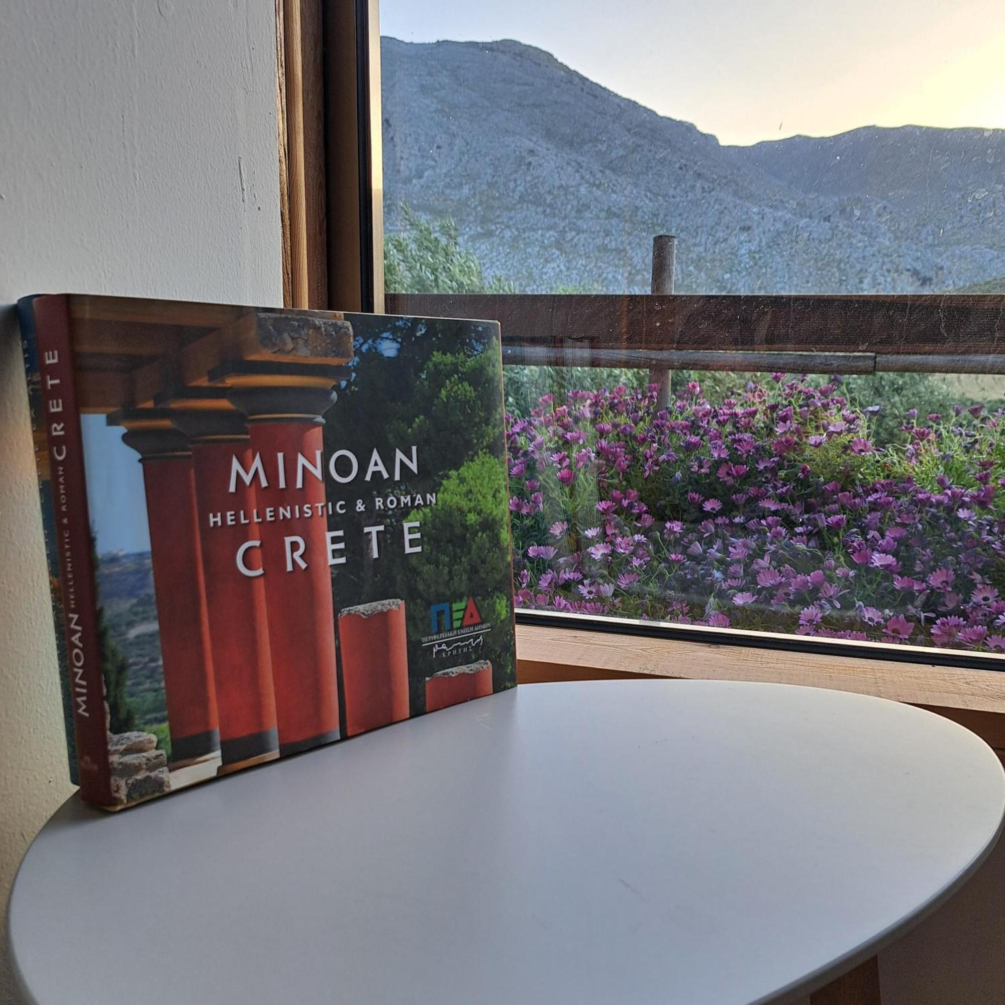 Wooden House At The Mountain-Private Guest House Paranimfoi Bagian luar foto