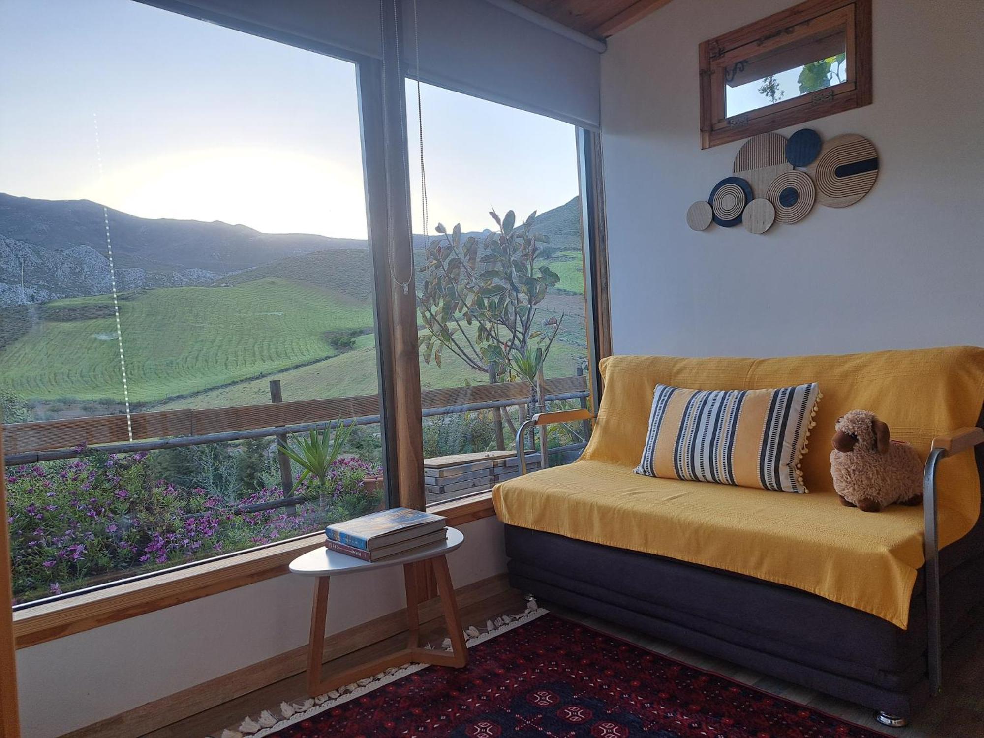 Wooden House At The Mountain-Private Guest House Paranimfoi Bagian luar foto